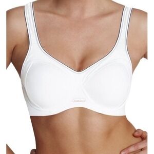 NWOT Triumph Endurance Sports Bra 32D White 126209